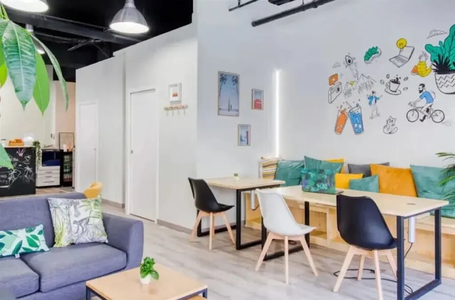 Bureau dans Paris à louer - Photo de l’immeuble – Image 2 sur 5