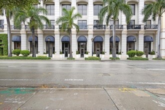 801 S Olive Ave, West Palm Beach, FL à louer Photo intérieure– Image 2 sur 43