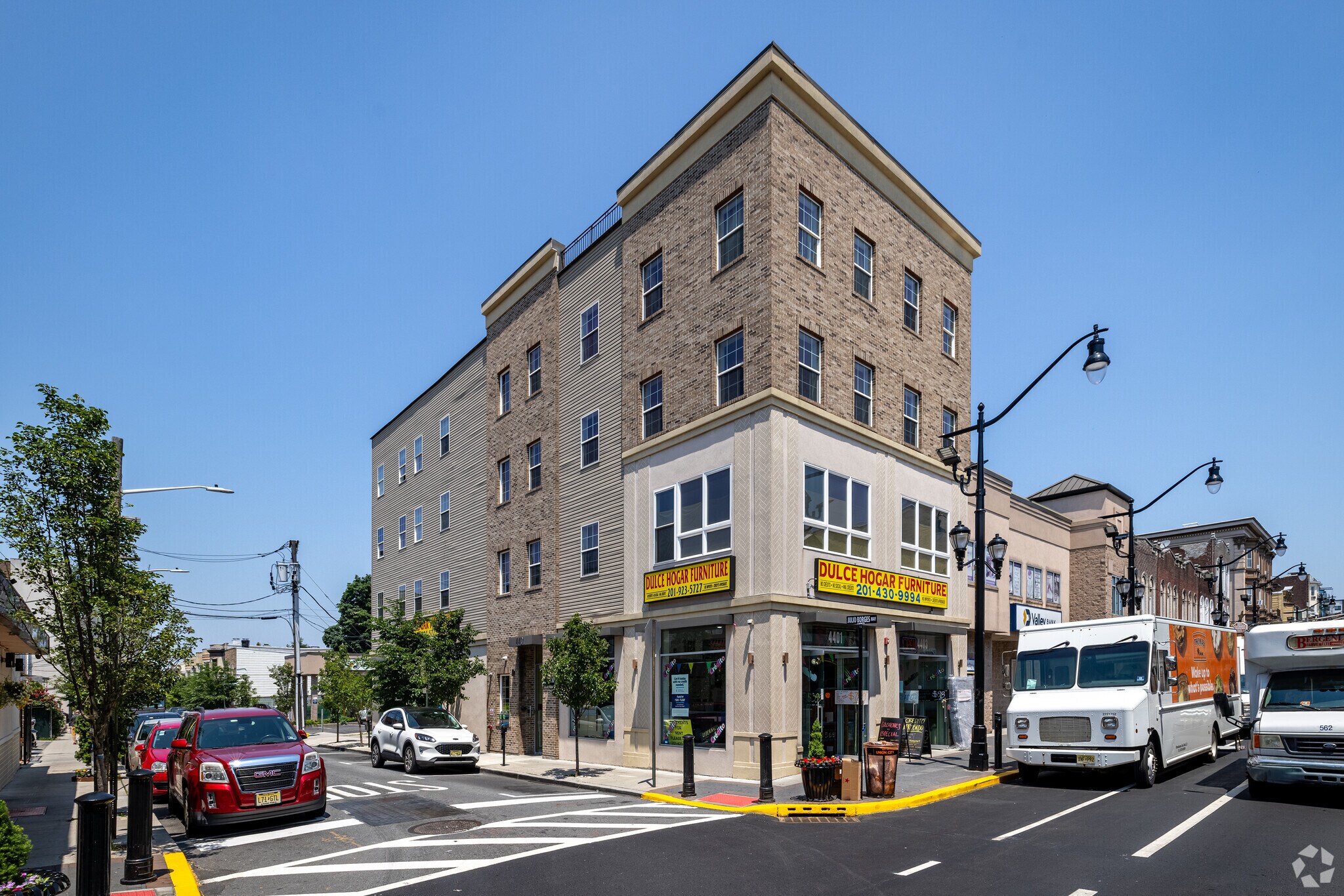 4401 Bergenline Ave, Union City, NJ à vendre Photo de l’immeuble– Image 1 sur 31