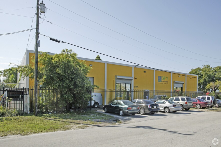 2401 NW 34th Ave, Miami, FL à vendre - Photo de l’immeuble – Image 3 sur 6