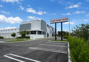 4995 NW 77th Ave, Miami, FL à louer Photo intérieure– Image 1 sur 11