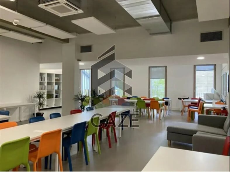 Bureau dans Bordeaux à louer - Photo intérieure – Image 2 sur 8