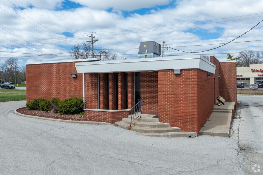 4418 Douglas Ave, Des Moines, IA à vendre - Photo de l’immeuble – Image 3 sur 6