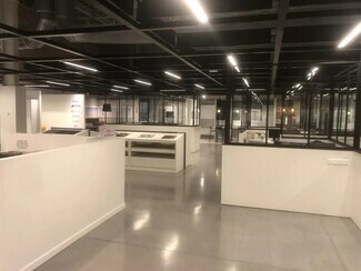 Plus de détails pour Bureau, Local d'activités à louer