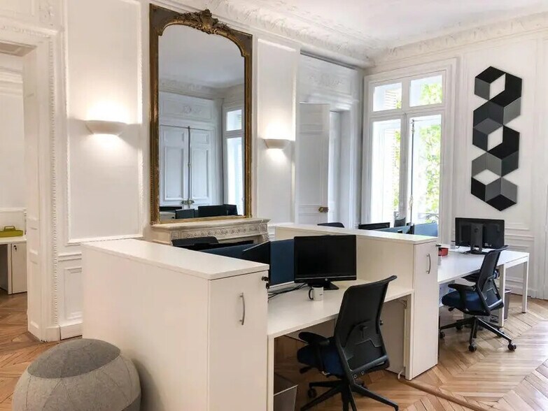 Bureau dans Paris à louer - Photo intérieure – Image 2 sur 7