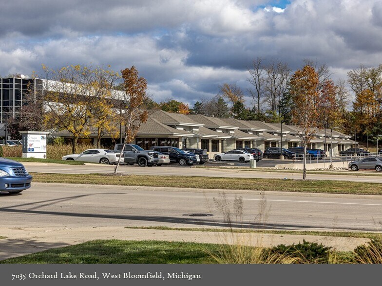 7035 Orchard Lake Rd, West Bloomfield, MI à louer - Photo de l’immeuble – Image 3 sur 22