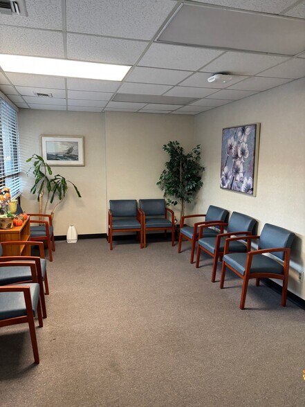 290 Central Ave, Lawrence, NY à louer - Photo de l’immeuble – Image 2 sur 12