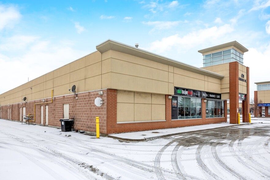 470 Chrysler Dr, Brampton, ON à vendre - Photo de l’immeuble – Image 2 sur 12