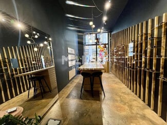 Plus de détails pour Local commercial à louer