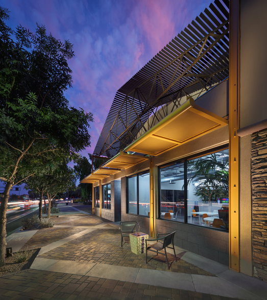 250 S Arizona Ave, Chandler, AZ à louer - Photo de l’immeuble – Image 2 sur 8