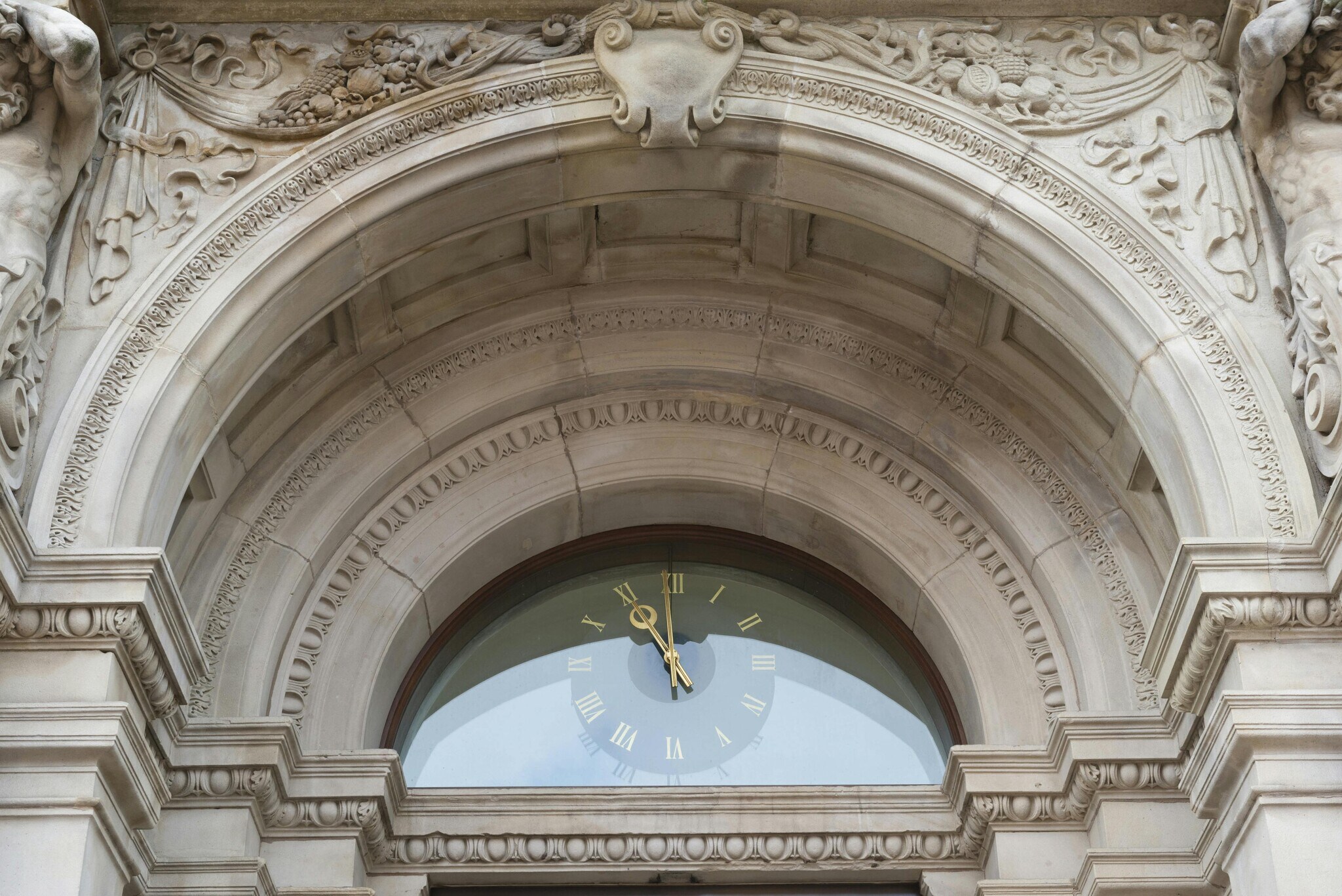 Victoria Sq, Birmingham à louer Photo de l’immeuble– Image 1 sur 11