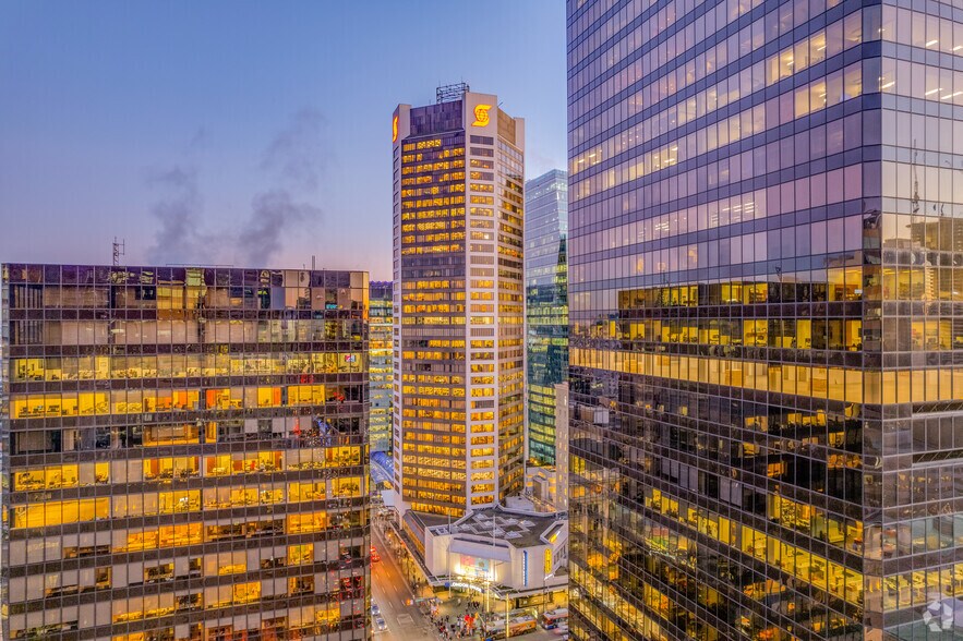 650 W Georgia St, Vancouver, BC à louer - Photo de l’immeuble – Image 2 sur 6