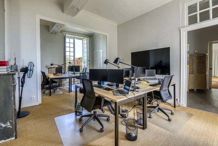 10 Rue Du Bois Briand, Nantes à louer - Photo de l’immeuble – Image 2 sur 12