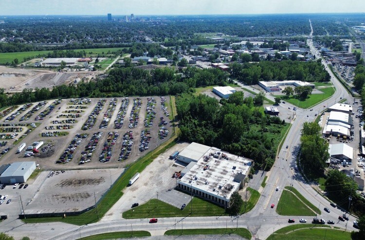 4444 N Detroit Ave, Toledo, OH à vendre - Photo de l’immeuble – Image 2 sur 3