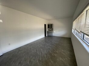 16321 Loch Katrine Ln, Houston, TX à louer Photo intérieure– Image 1 sur 3