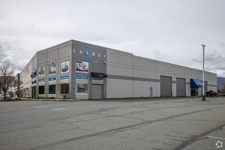 7955 Evans Rd, Chilliwack, BC à louer - Photo de l’immeuble – Image 3 sur 3