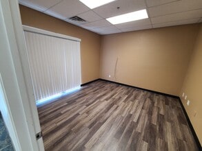 4420 Arville St, Las Vegas, NV à louer Photo intérieure– Image 1 sur 9
