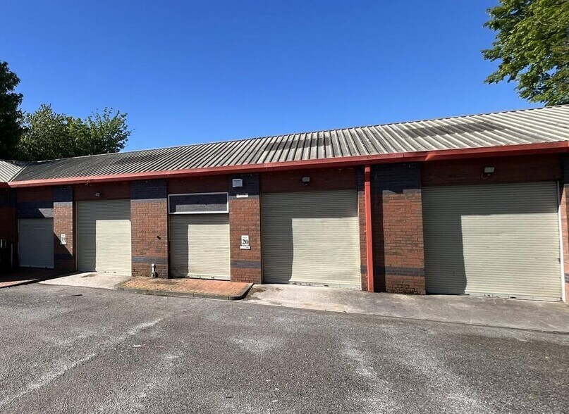 8-9 Station St, Leek à louer - Photo de l’immeuble – Image 3 sur 31