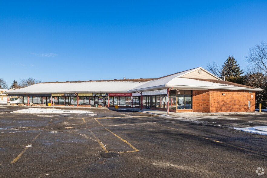 350 Viewmount Dr, Ottawa, ON à louer - Photo de l’immeuble – Image 3 sur 3
