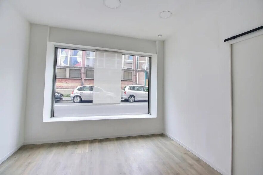 25 Rue Richard Lenoir, Paris à louer - Photo de l’immeuble – Image 2 sur 5