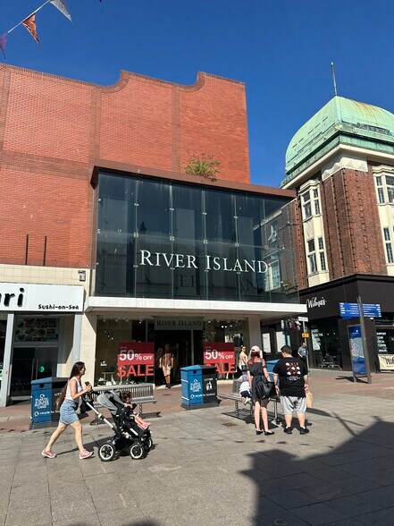 117 High St, Southend On Sea à louer - Photo de l’immeuble – Image 2 sur 2