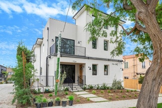 Plus de détails pour 726 Robinson St, Los Angeles, CA - Logement à vendre