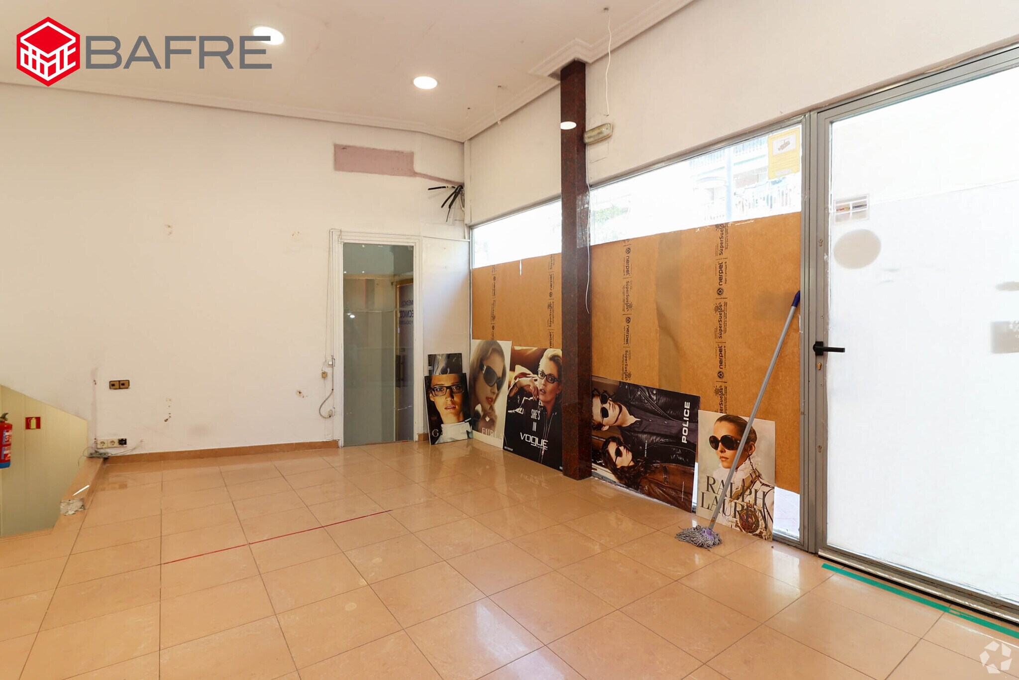Immeuble residentiel dans San Sebastián de los Reyes, Madrid à vendre Photo intérieure– Image 1 sur 2