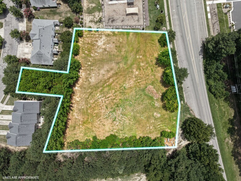 451 Commons Dr, Holly Springs, NC à vendre - Photo de l’immeuble – Image 3 sur 11