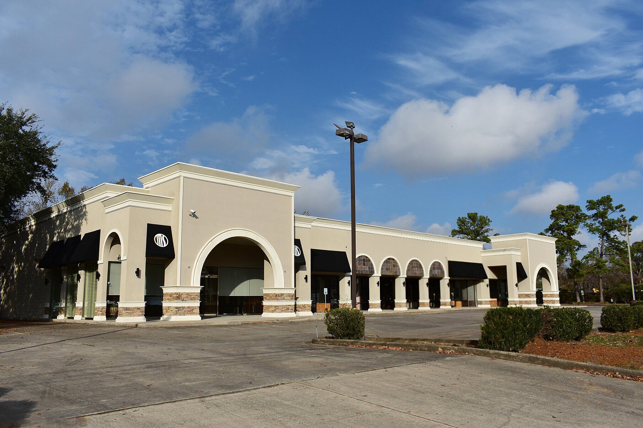 9635 N Houston Rosslyn Rd, Houston, TX à louer Photo de l’immeuble– Image 1 sur 8