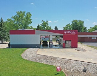 Plus de détails pour 640 N Wayne St, Angola, IN - Local commercial à vendre