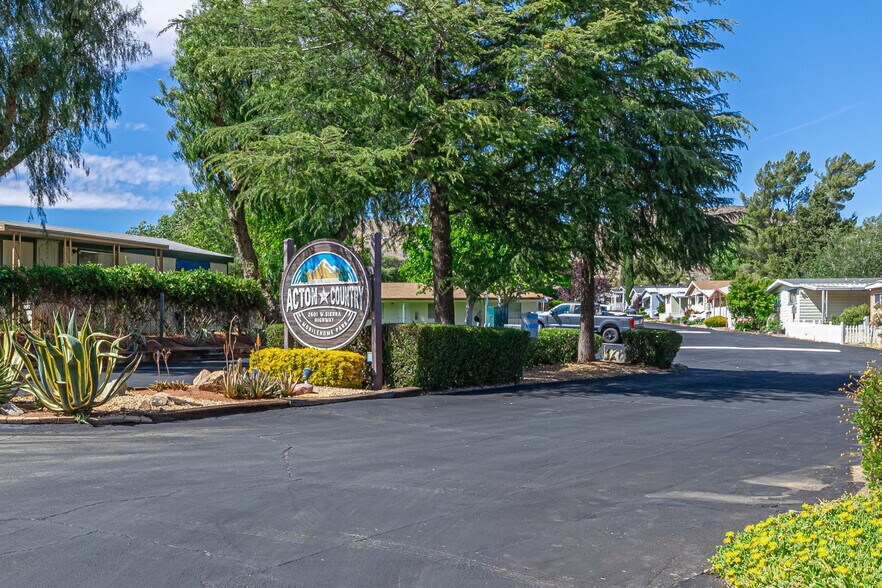 2501 Sierra Hwy, Acton, CA à vendre - Photo de l’immeuble – Image 2 sur 7