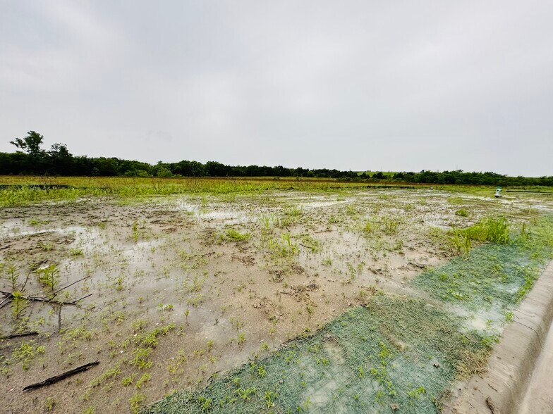 5545 Pinegates Rd, Greenville, TX à vendre - Photo de l’immeuble – Image 3 sur 16