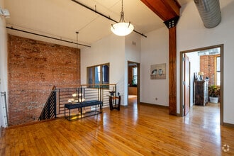 400 Admiral Blvd, Kansas City, MO à louer Photo intérieure– Image 1 sur 7