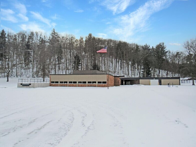 201 Hoovertown Rd, Penfield, PA à vendre - Photo de l’immeuble – Image 1 sur 19