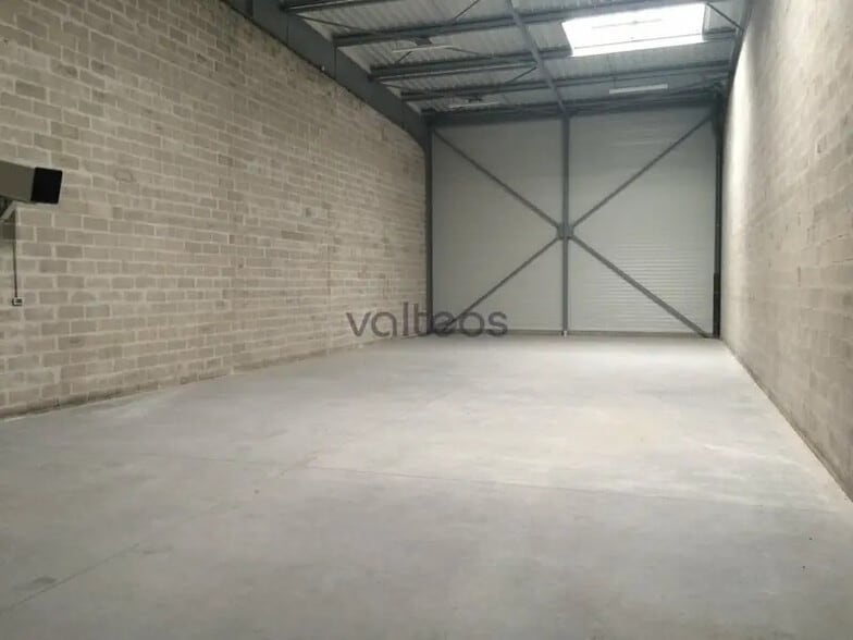 Local d'activités dans Toulouse à vendre - Photo de l’immeuble – Image 2 sur 6