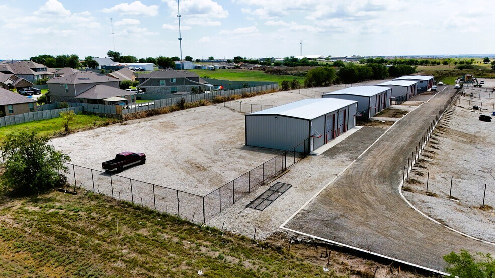 7515 Faught Rd, Argyle, TX à louer - Photo de l’immeuble – Image 3 sur 10