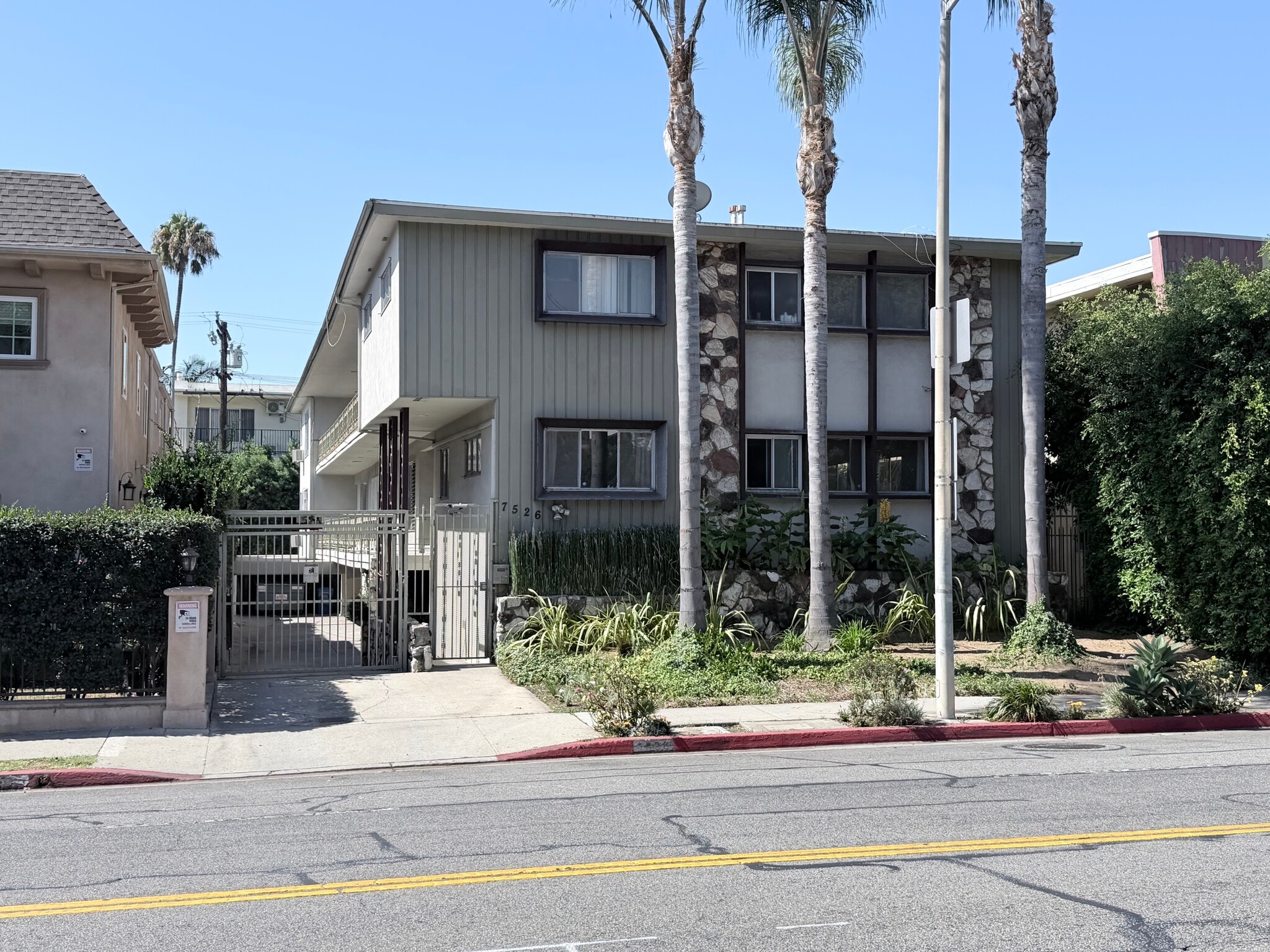 7526 Fountain Ave, West Hollywood, CA à vendre Photo principale– Image 1 sur 9