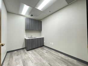 2530 Douglas Blvd, Roseville, CA à louer Photo intérieure– Image 1 sur 7
