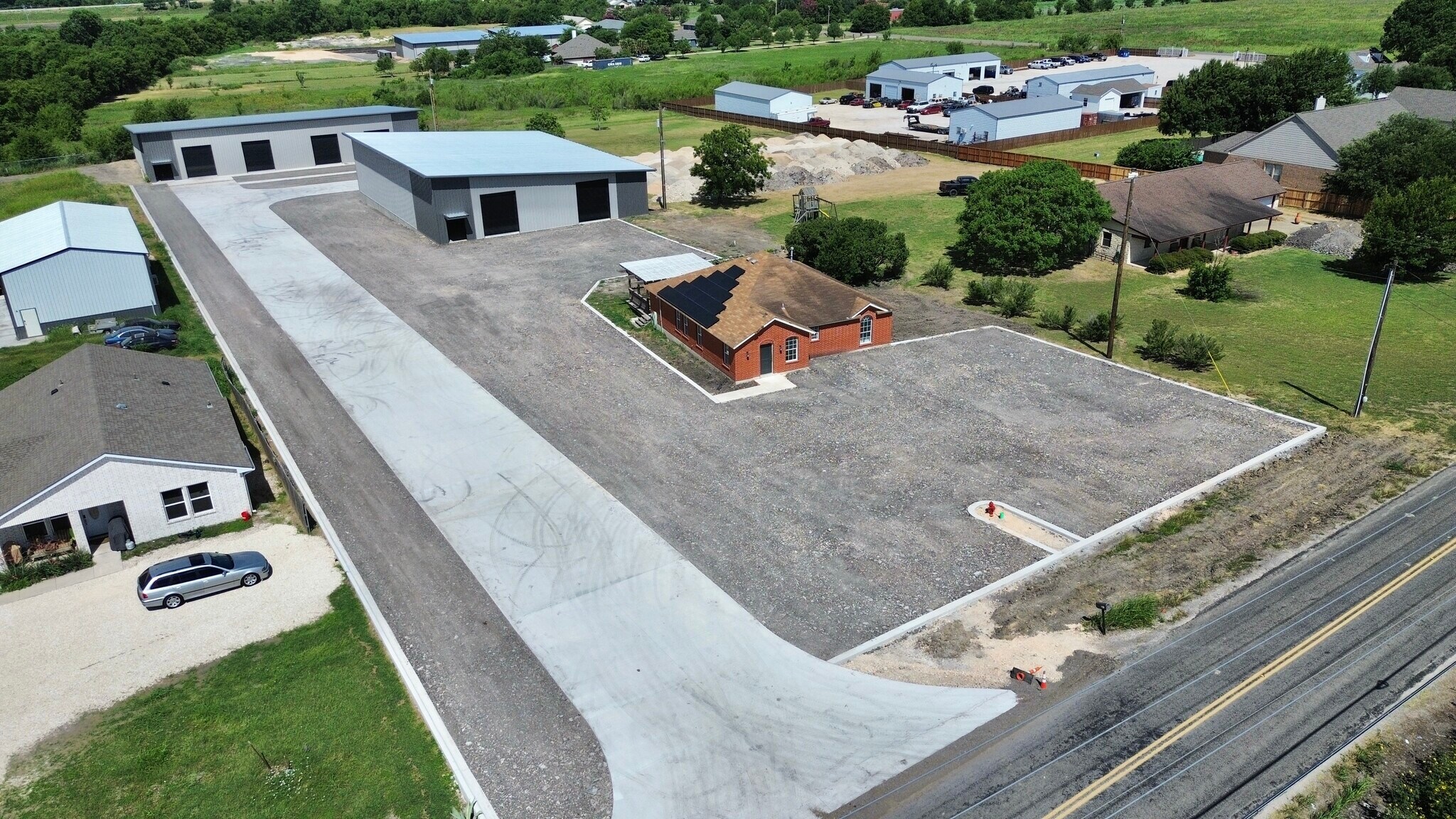 1158 County Road 108, Hutto, TX à louer Photo de l’immeuble– Image 1 sur 12