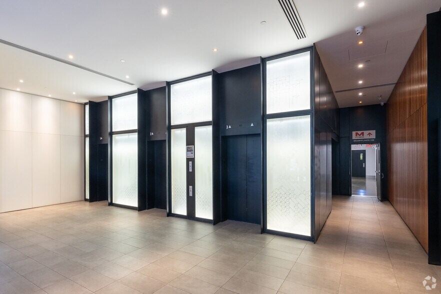 4200-4226 Boul Saint-Laurent, Montréal, QC à louer - Photo de l’immeuble – Image 2 sur 23