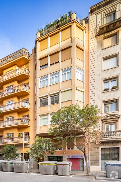 Local commercial dans Barcelone, Barcelona à louer - Photo principale – Image 1 sur 1