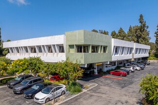 Plus de détails pour 5839-5855 Green Valley Cir, Culver City, CA - Bureau à louer