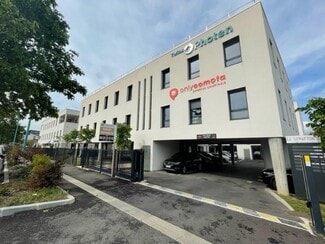 Plus de détails pour 10 Chemin De L'Industrie, Dardilly - Bureau à louer