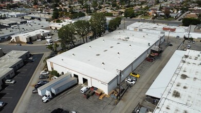 1242 E Edna Pl, Covina, CA - Vue aérienne  vue de carte