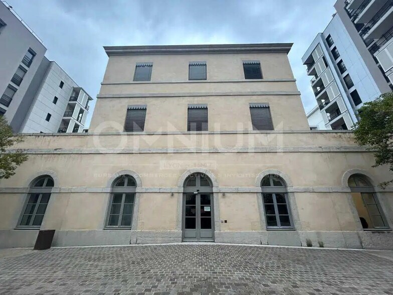17 Rue Delandine, Lyon à louer - Photo de l’immeuble – Image 1 sur 9