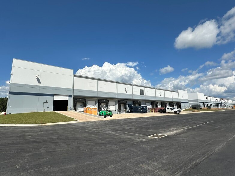 Technology ave, Milton, FL à louer - Photo de l’immeuble – Image 3 sur 13