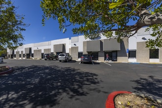 6790 Top Gun St, San Diego, CA à louer Photo intérieure– Image 2 sur 2