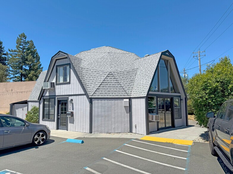 4735 Old Redwood Hwy, Santa Rosa, CA à louer - Photo de l’immeuble – Image 3 sur 5