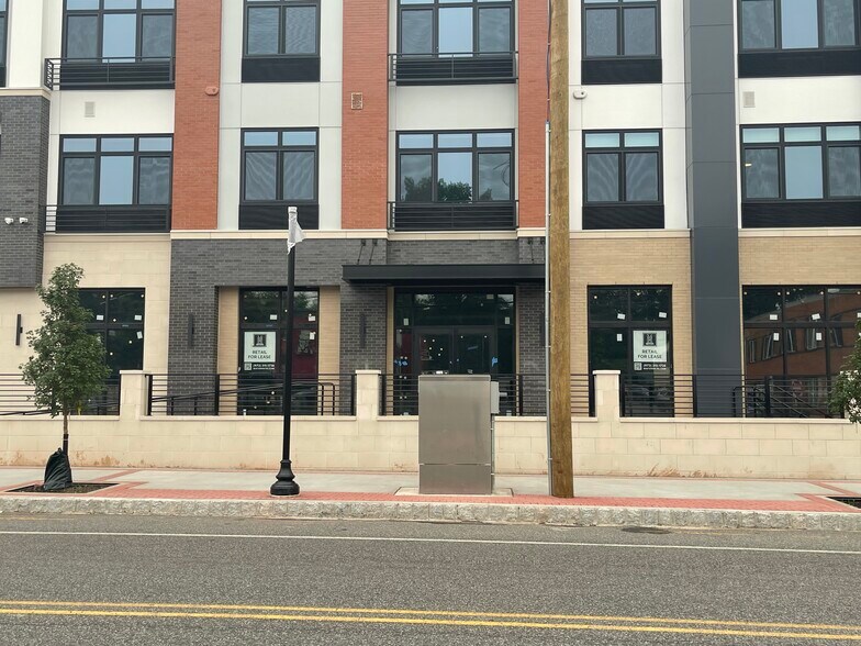 1222 South Ave, Plainfield, NJ à louer - Photo de l’immeuble – Image 2 sur 8