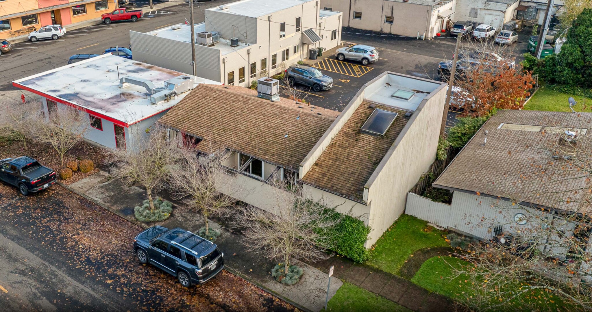 333 NW 3rd Ave, Canby, OR à louer Photo de l’immeuble– Image 1 sur 6
